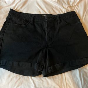 Universal Thread Black Jean Shorts